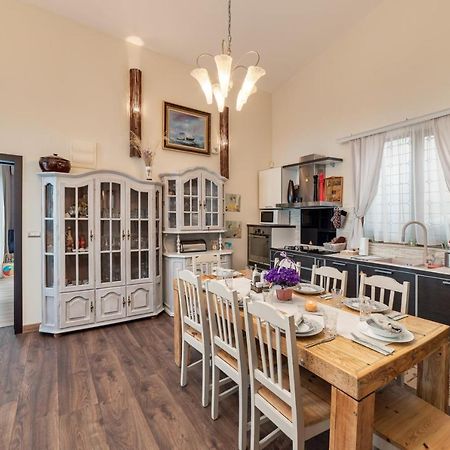فيلا Sunny House Izgrev بالشيك المظهر الخارجي الصورة