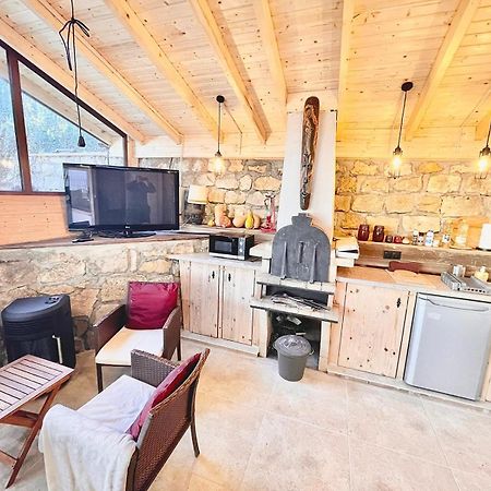 فيلا Sunny House Izgrev بالشيك الغرفة الصورة