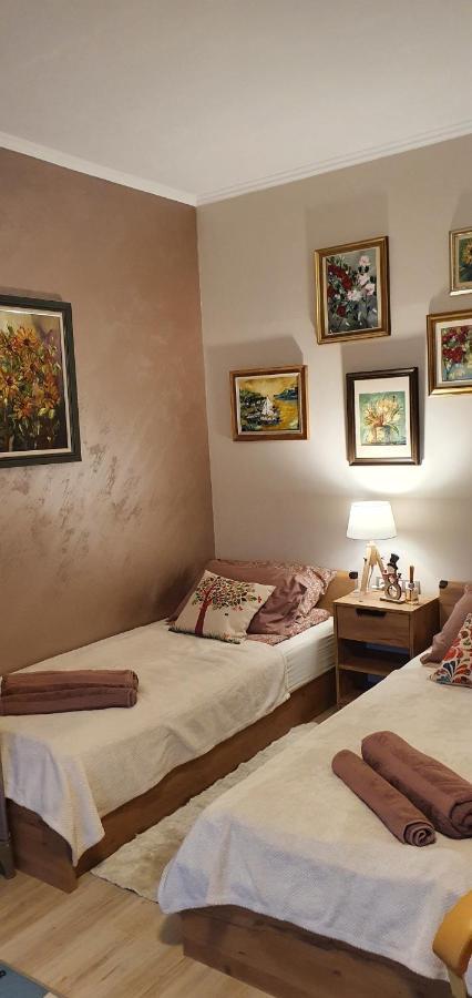 فيلا Sunny House Izgrev بالشيك المظهر الخارجي الصورة