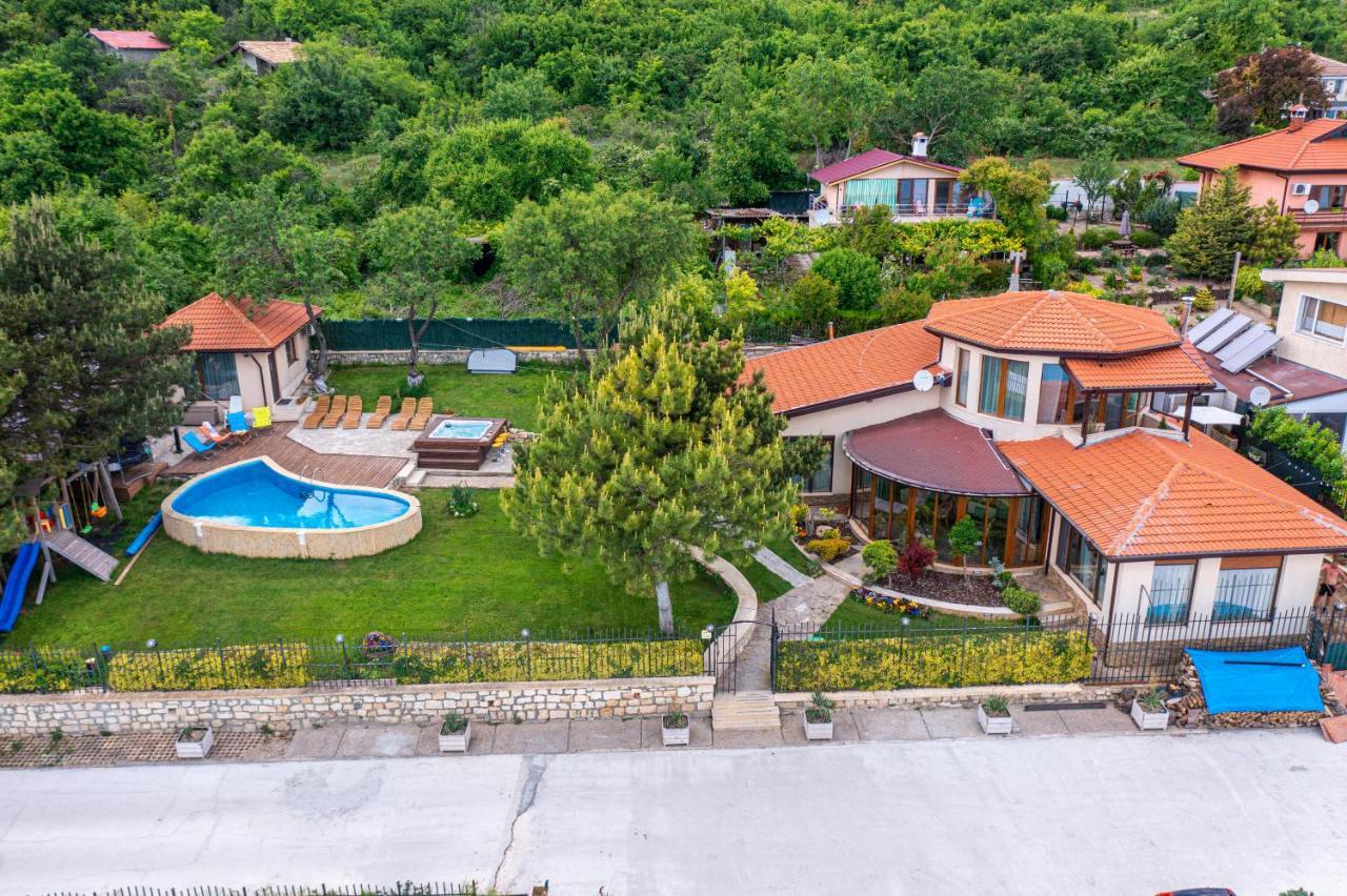 فيلا Sunny House Izgrev بالشيك المظهر الخارجي الصورة