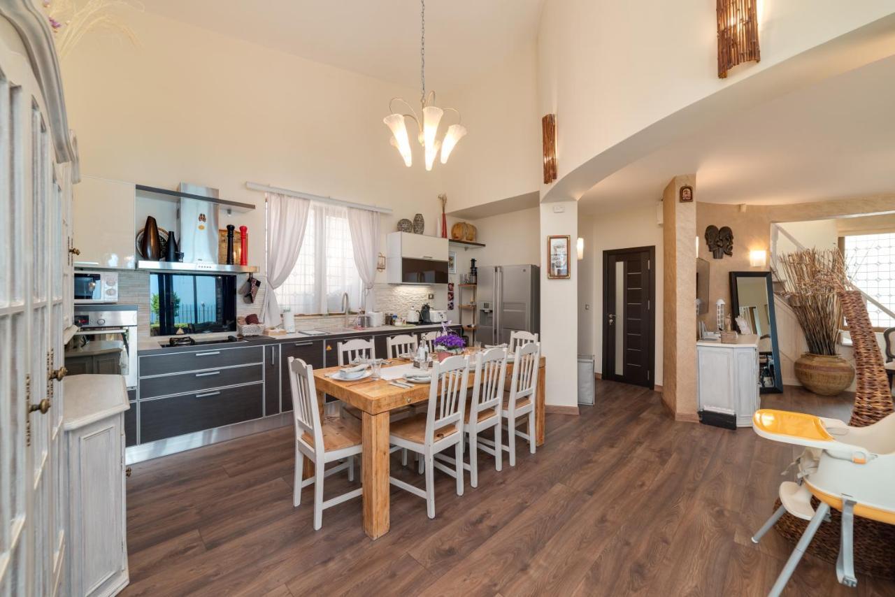 فيلا Sunny House Izgrev بالشيك المظهر الخارجي الصورة