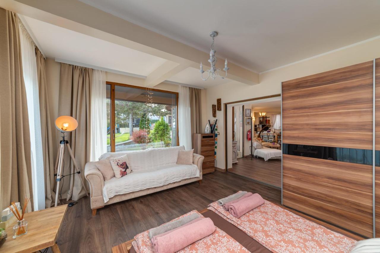 فيلا Sunny House Izgrev بالشيك المظهر الخارجي الصورة